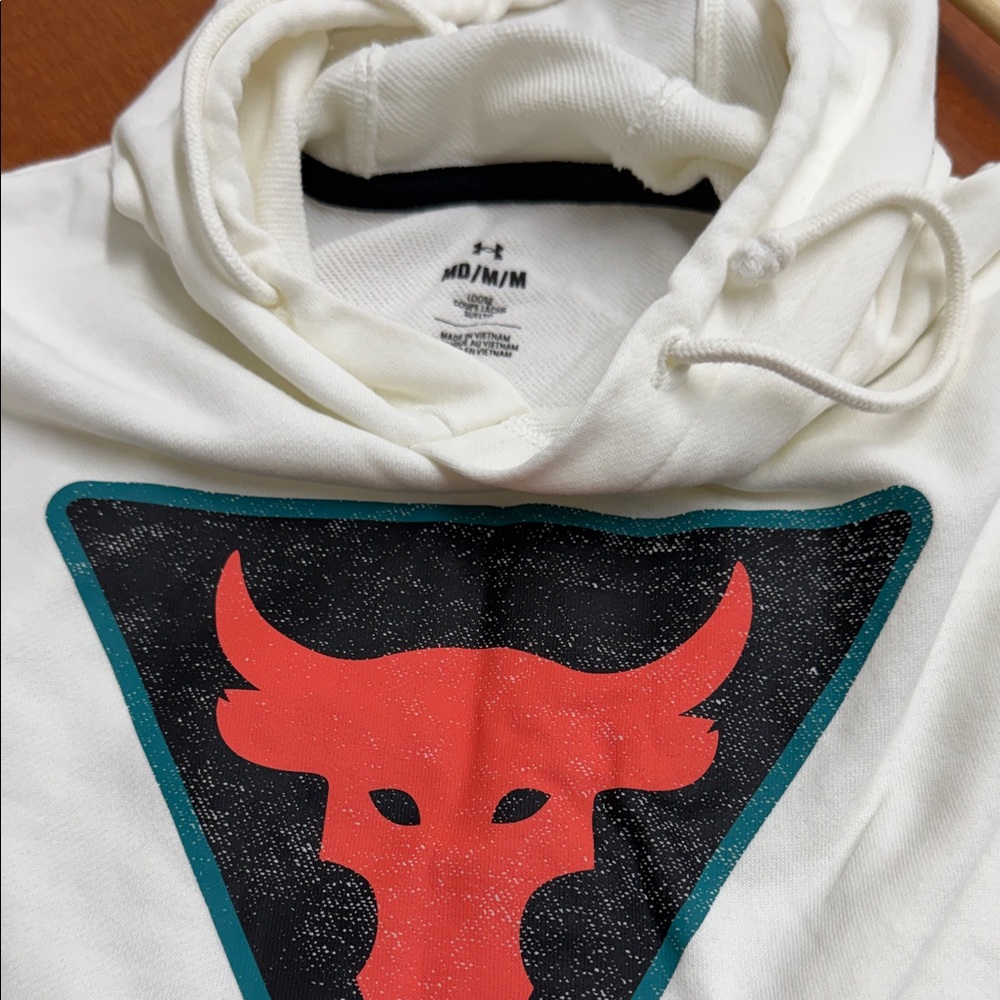 Under Armour White Hoodie with Red Bull Graphic shirt